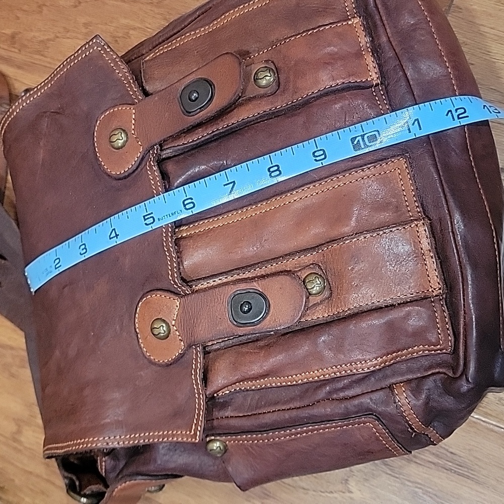 Campomaggi Italy Leather Crossbody Satchel - Picture 11 of 16